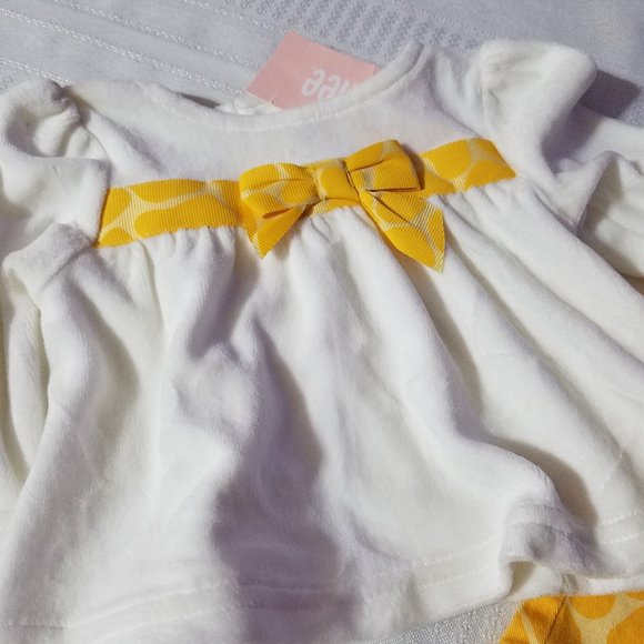 GYMBOREE 0-3 Month Baby Giraffe Long Sleeve Velour Shirt NWT,  pants EUC - Picture 3 of 5